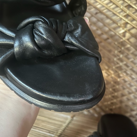 Dear Frances Tye Slide - Picture 10 of 16